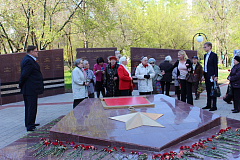В Алексеевском районе в сквере Памяти Героям прошло торжественное мероприятие  «Слава Героям»